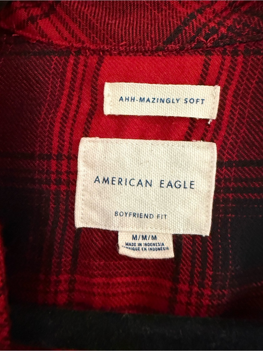 American Eagle so soft Red and Black Plaid Flannel Button-Up Shirt - Picture 3 of 4